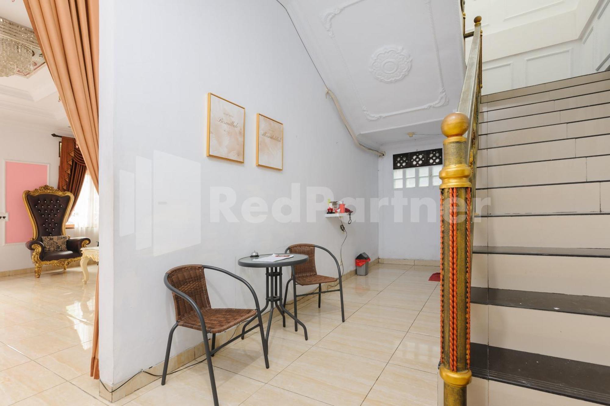 Pondok Cimanggu Syariah Mitra Reddoorz Богор Екстериор снимка