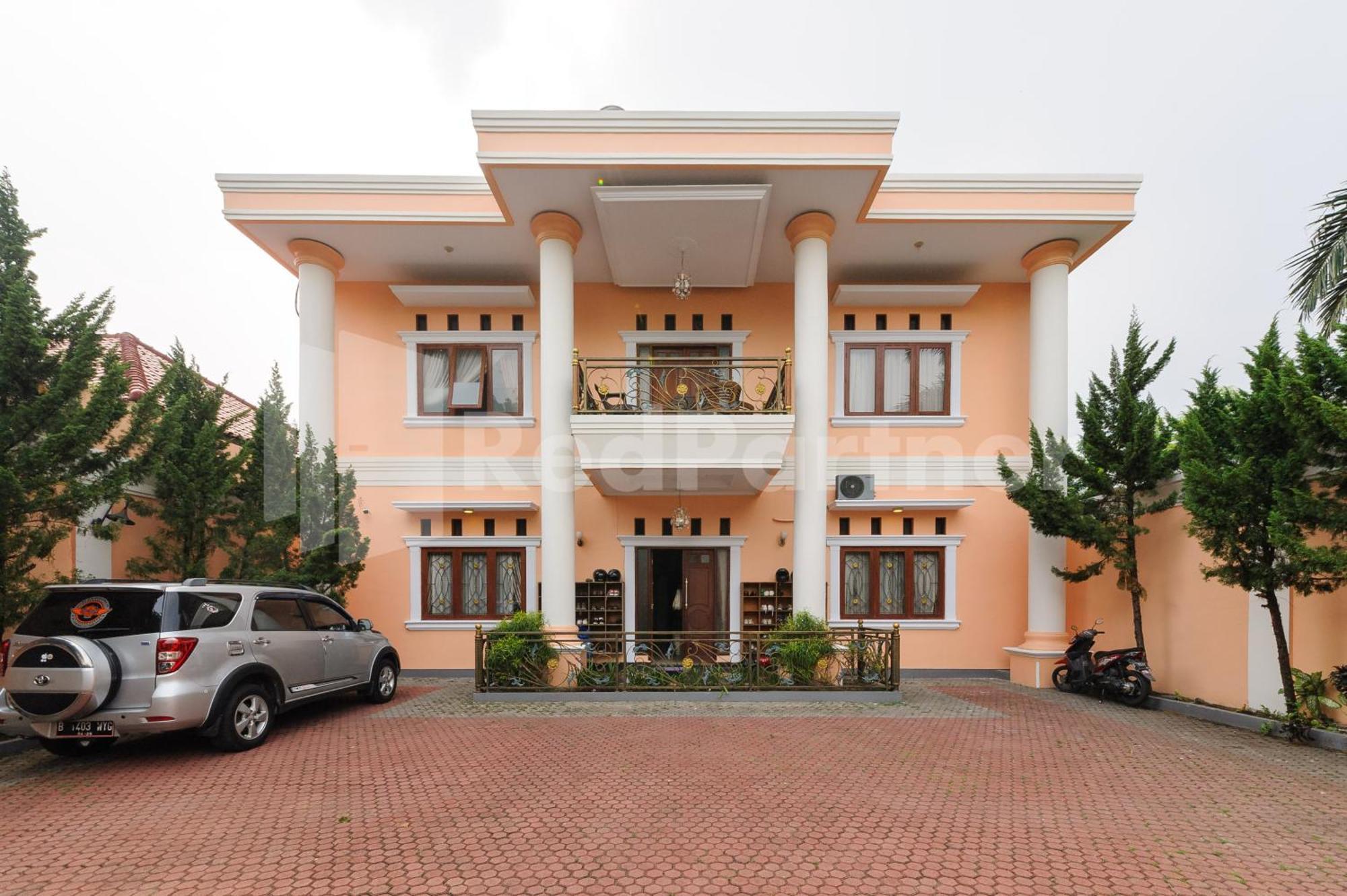 Pondok Cimanggu Syariah Mitra Reddoorz Богор Екстериор снимка